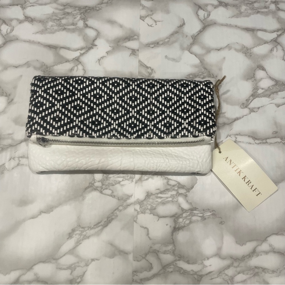 Antik Kraft Geometric Woven Clutch
